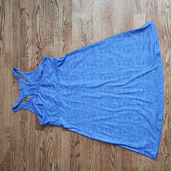 (M) Outdoor Lifestyle Heathered Empire Waist Fit & Flare Racer Back Dress - Picture 7 of 7